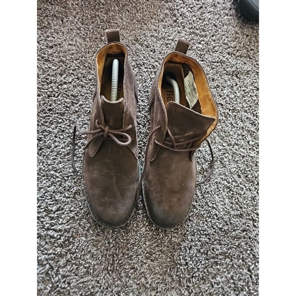 Born  Men Size 11 M  Brown Suede Lace Up Chukka Ankle Boots